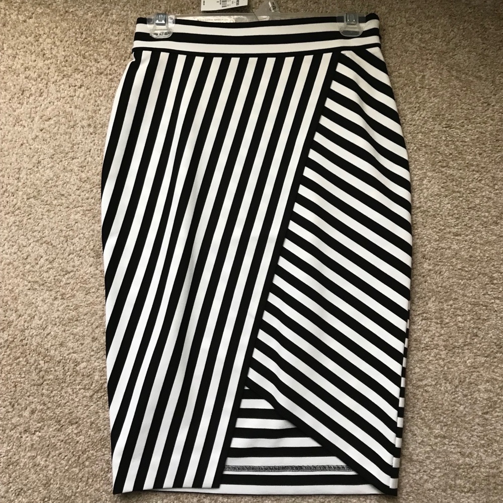 New with Tags Express Pencil Skirt size 2